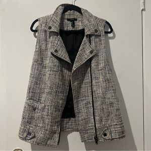 Women's Forever 21 XXI tweed Moto vest Medium M white cream black cross zippered